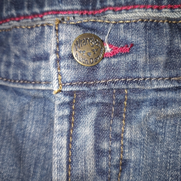 Wrangler Dark Blue Jean Shorts - Picture 4 of 8